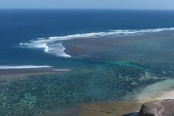  Lombok Surf Spots Complete Guide